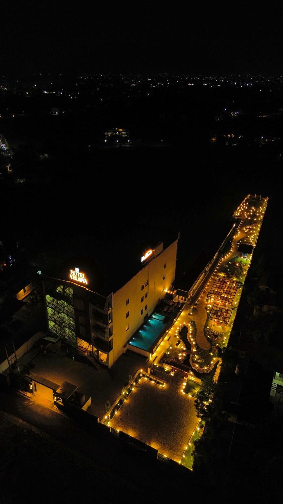 Hotel Aikawa โซราฮา ภายนอก รูปภาพ